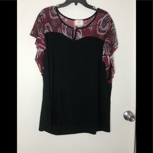 727 Trend 727 T paisley puff top. Size is 3X